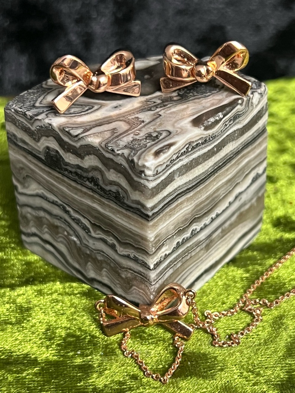 Rose Gold Bow Pendant Necklace and Stud Earrings Set